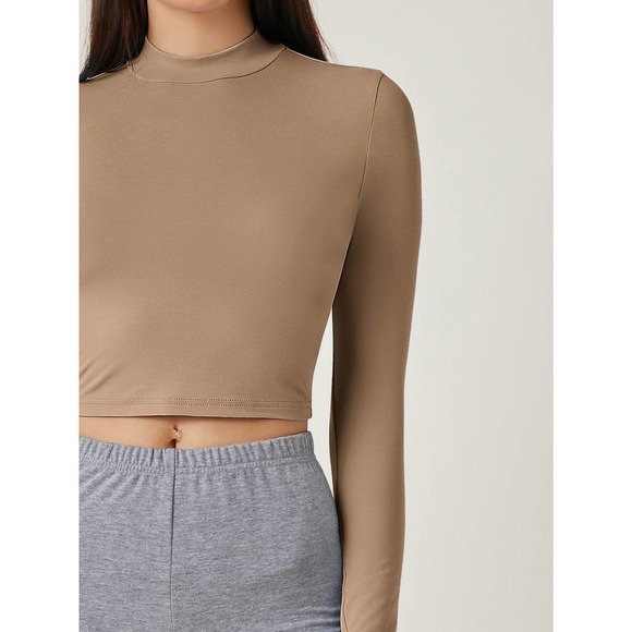 Long sleeve Mock Neck Solid Crop Tee shirt black - Picture 11 of 11